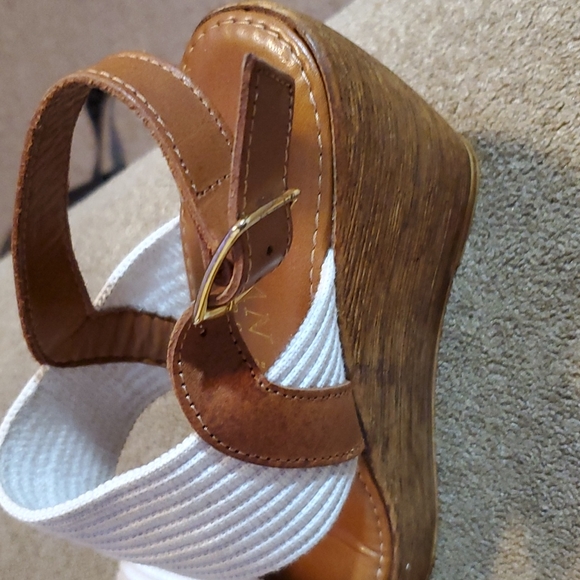 SOLD MERCARI-Italian Shoemakers White Sandal - Picture 6 of 7